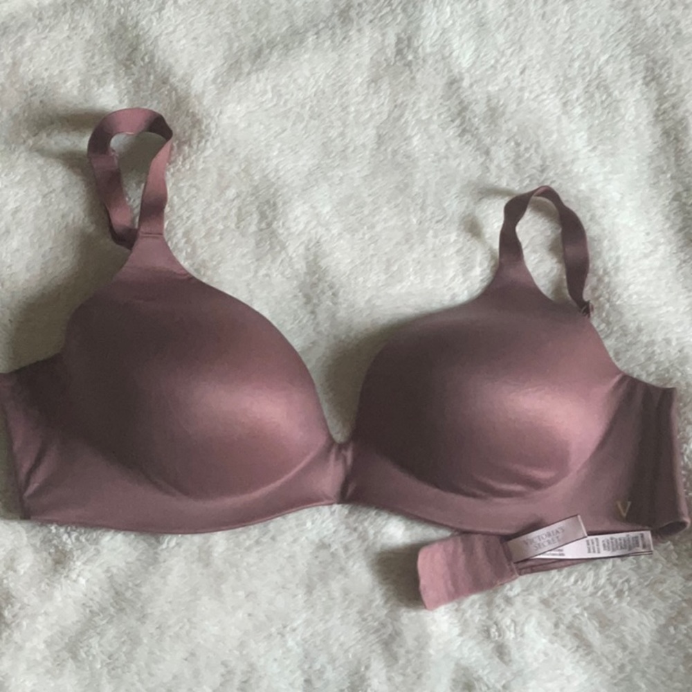 VS Lined Wireless Demi Bra 36C